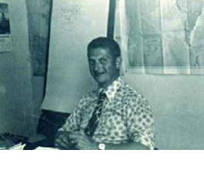 Pierre-Richard no novo escritório.png